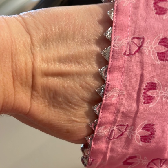 Super cute dress never worn. Would have but doesnt fit me. Sooo cute!! Caftan - Picture 3 of 7